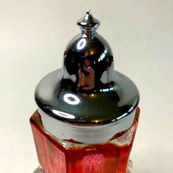 Vintage Indiana Glass Diamond Point Ruby Red Salt And Pepper Shakers - Picture 2 of 10